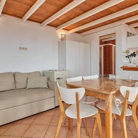 La Casita De Mama