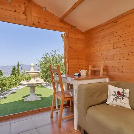 La Casita De Mama *